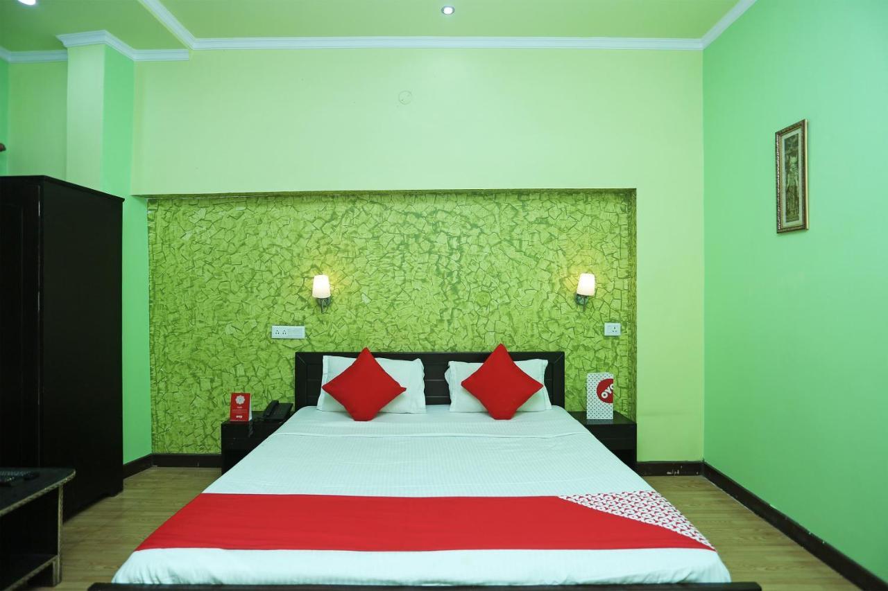 Hotel Sunita 阿尔莫拉 外观 照片