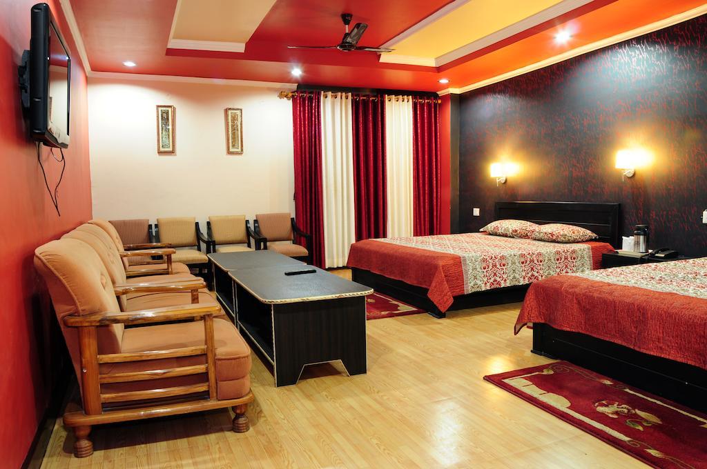 Hotel Sunita 阿尔莫拉 客房 照片