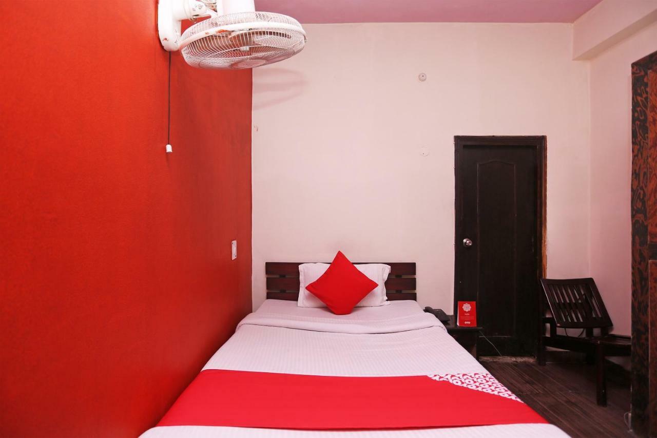 Hotel Sunita 阿尔莫拉 外观 照片